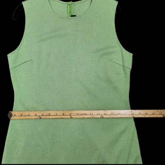 NWT ST. JOHN Bamboo Green Timeless Classy Office Siren Wool Dress MSRP $795 - Picture 12 of 14